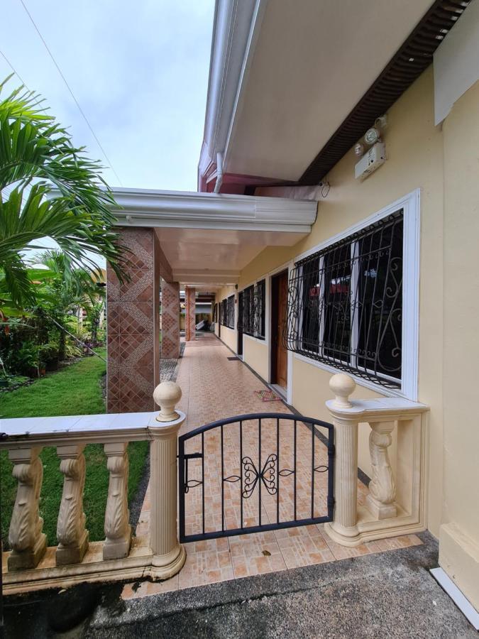 La-Familia Guest House Сикихор Экстерьер фото