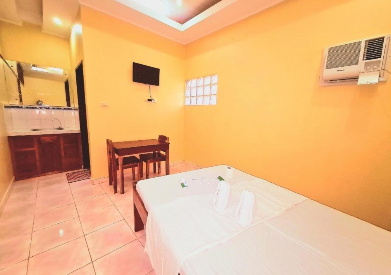 La-Familia Guest House Сикихор Экстерьер фото